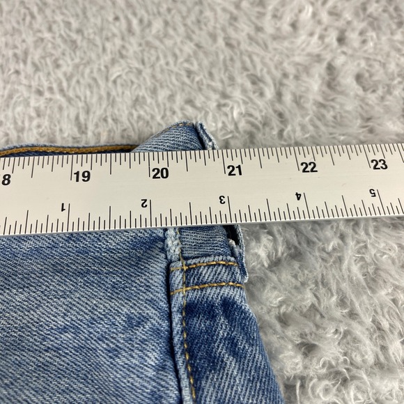 Levi's 501 Original Straight Button Fly Jeans Light Wash Denim Mens Size 40x32 - Picture 4 of 11